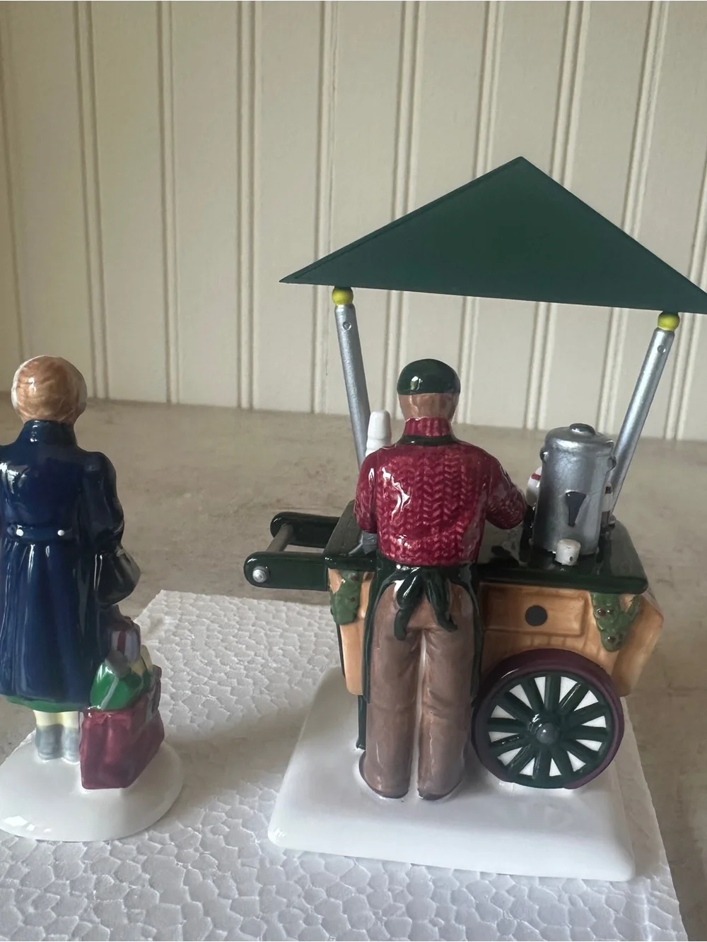 Department 56 Snow Village Starbucks Coffee Cart Brand New #54870 Accessory 2 pc